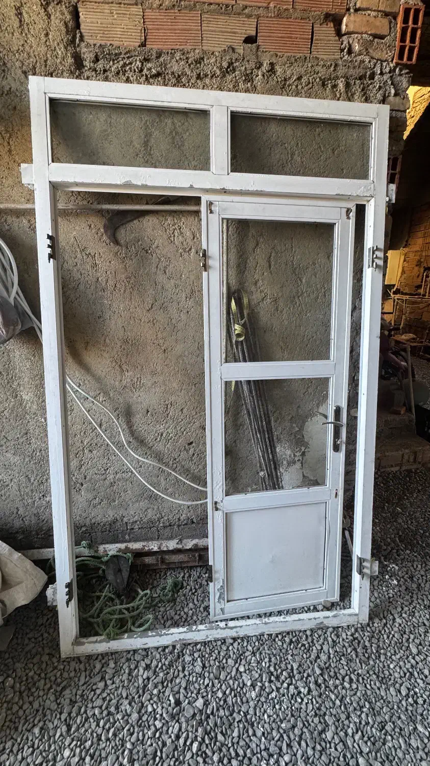 درب دو لنگه الومینیوم۱/۵در۲/۴۰|مصالح و تجهیزات ساختمان|قائم‌شهر, |دیوار