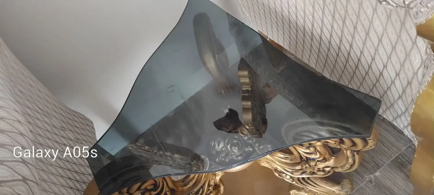 جلو مبلی و میز عسلی سلطنتی|مبلمان خانگی و میز عسلی|کوهدشت, |دیوار