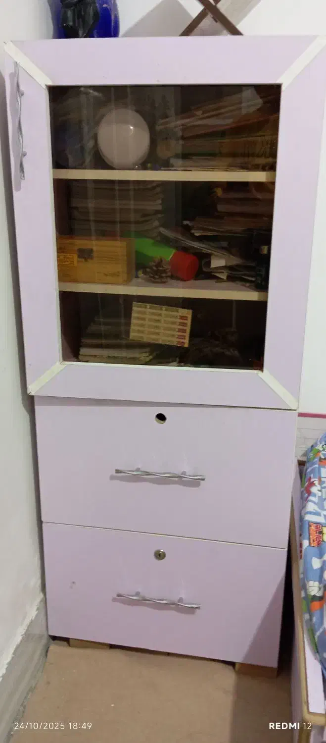 تخت و خواب یک نفره همراه با کمد|تخت و سرویس خواب|پیرانشهر, |دیوار