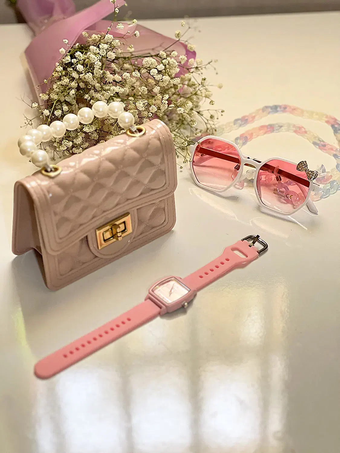 عینک دودی و کیف دخترانه|زیورآلات و اکسسوری|اندیشه, اندیشه فاز ۱|دیوار