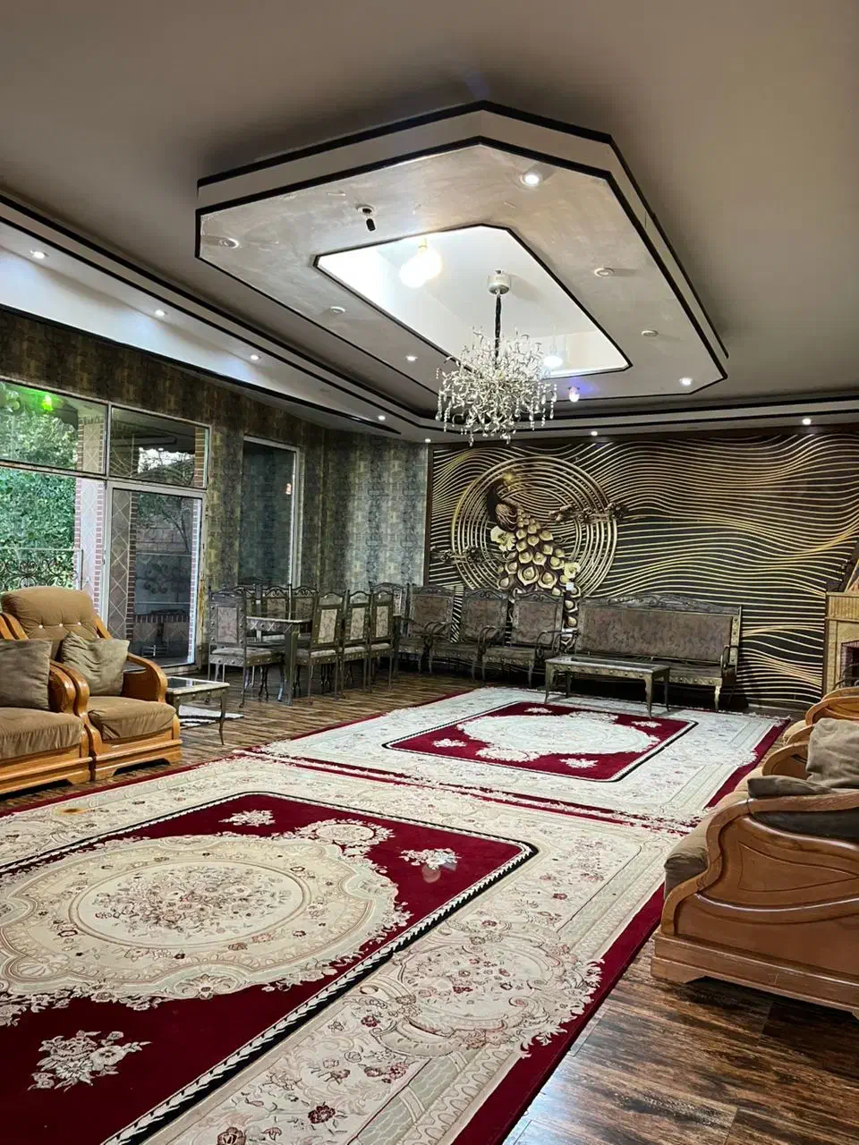 باغ ویلا شیـک و دنـج ـ استخر سرپوشیده|اجارهٔ کوتاه‌مدت ویلا و باغ|کرمان, |دیوار