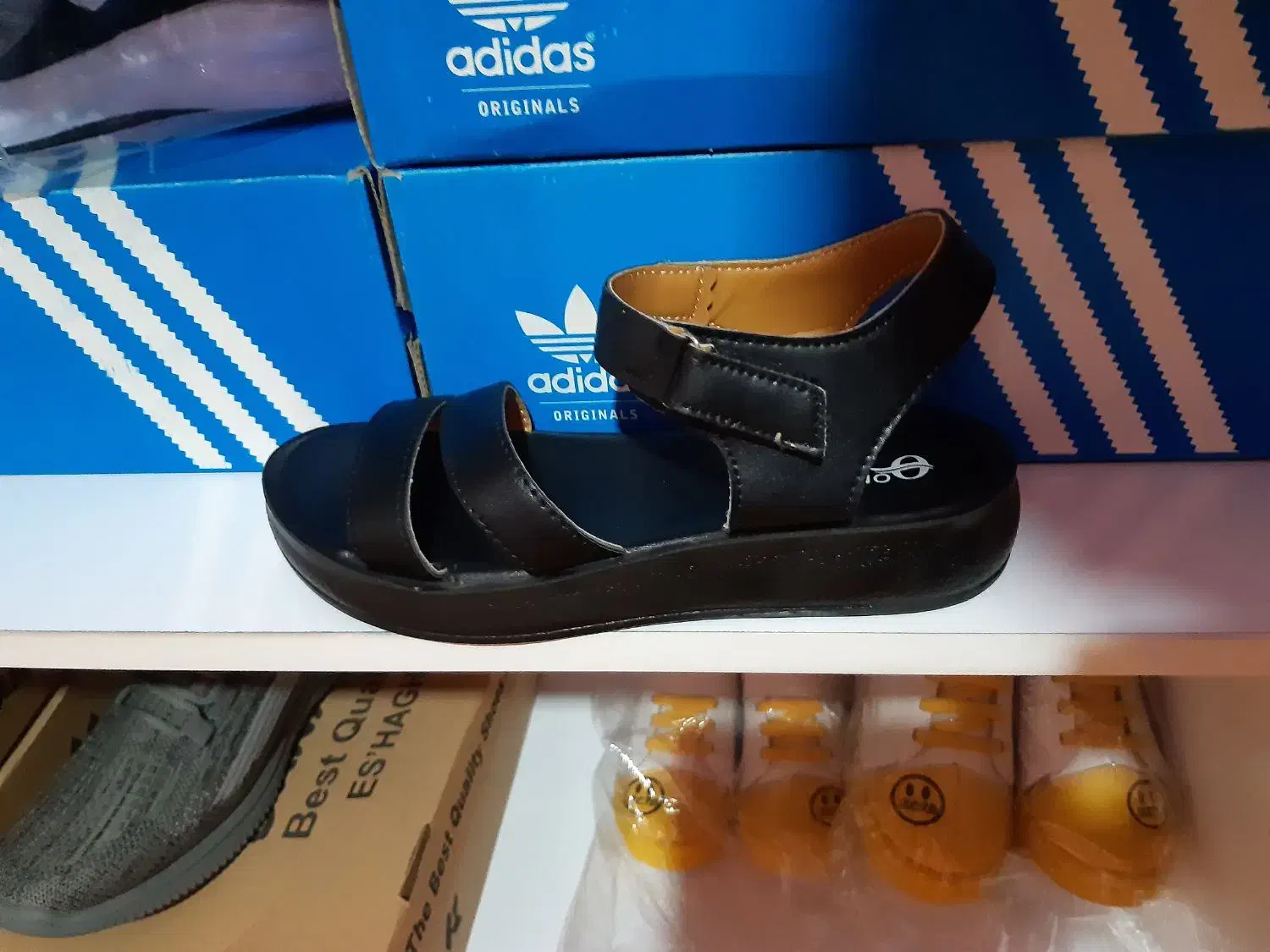 مناسب‌کسب‌وکار|کیف، کفش، کمربند|مسجد سلیمان, |دیوار