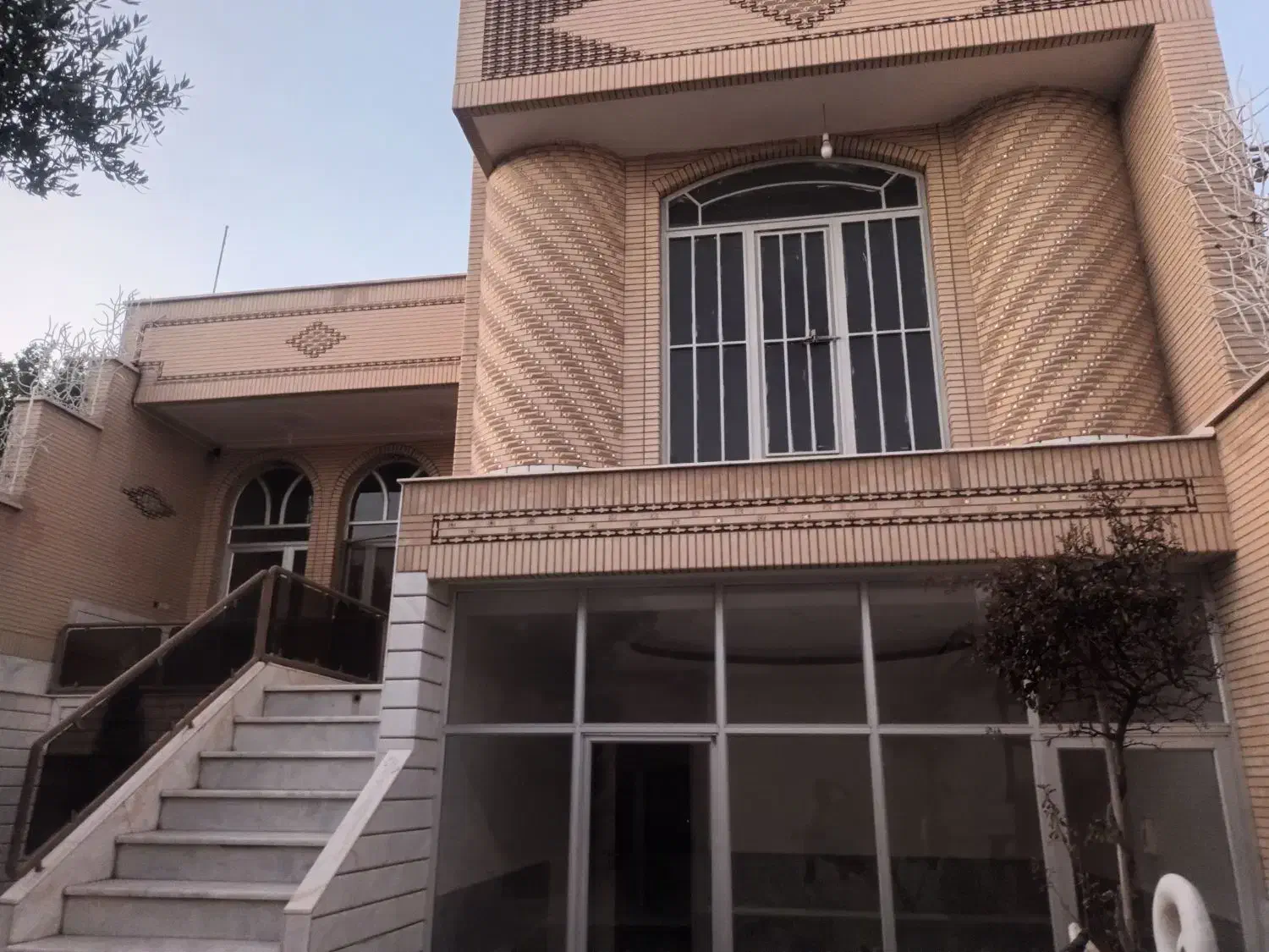 منزل مسکونی دو طبقه سه بر نور نجف آباد|فروش خانه و ویلا|نجف‌آباد, گلبهار|دیوار