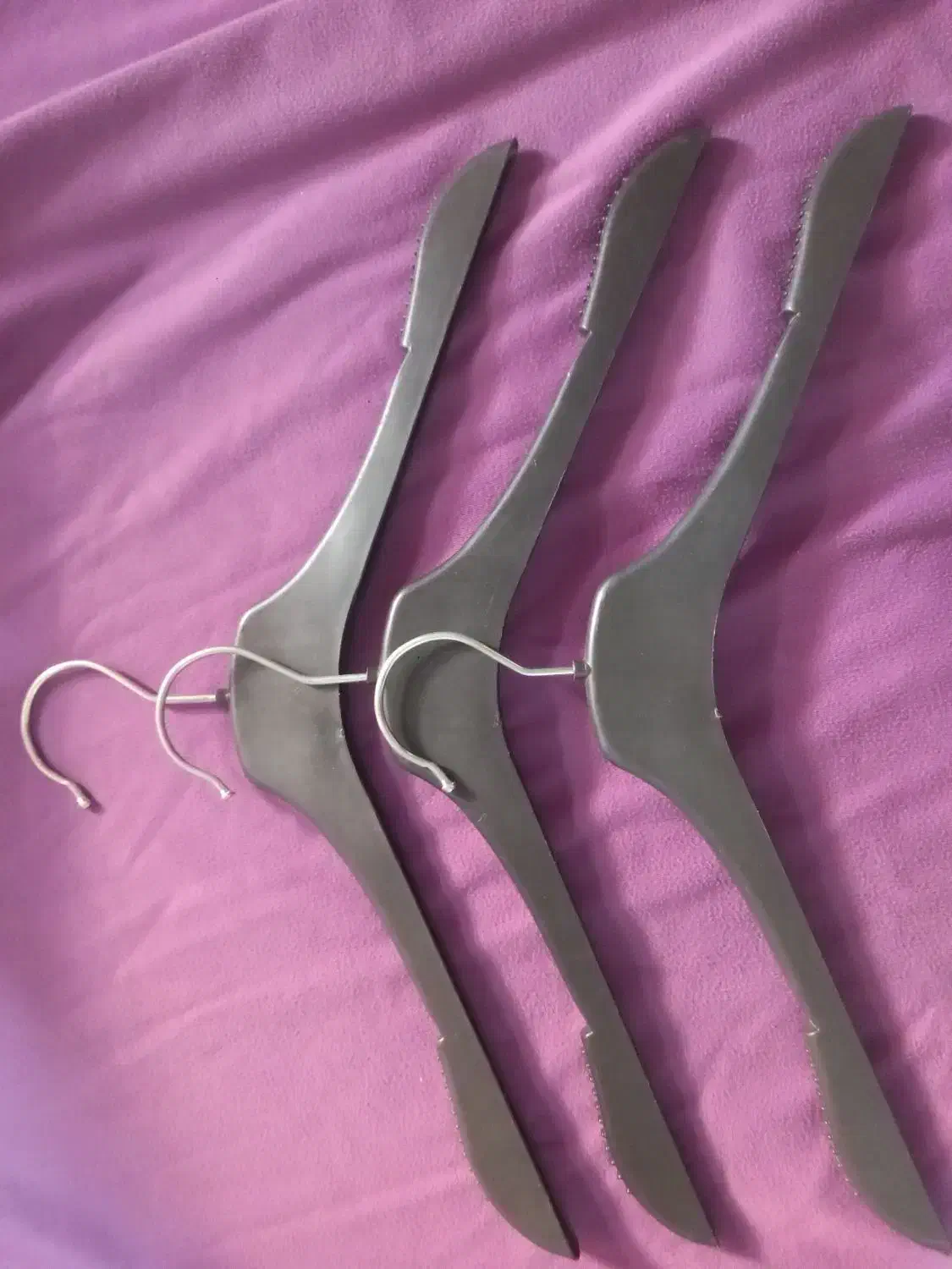 چوب لباسی|بندرخت و رخت‌آویز|لاهیجان, لیالستان|دیوار