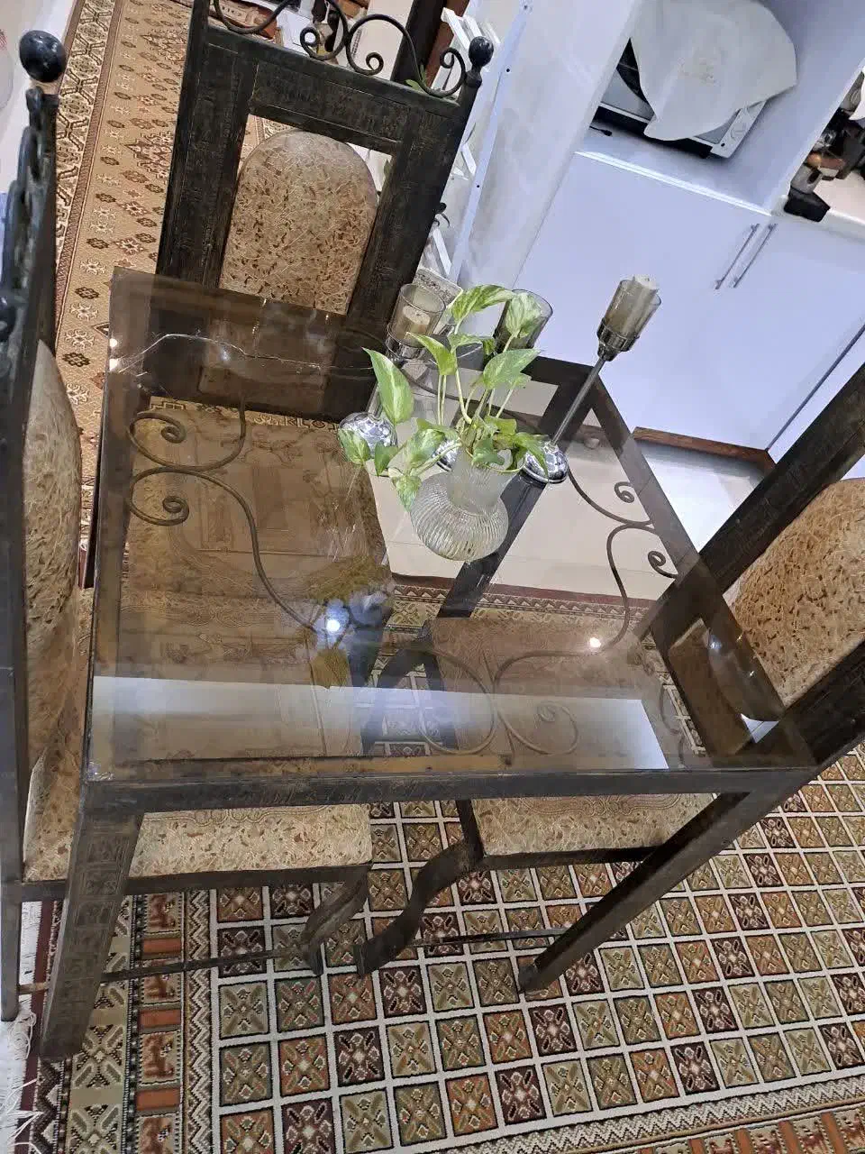 میز ناهارخوری|میز و صندلی غذاخوری|شاهین‌شهر, خانه کارگر|دیوار