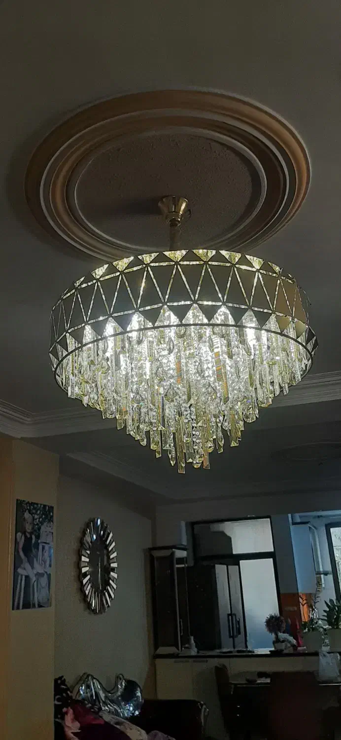 لوستر زیبا وبزرگ|لوستر و چراغ آویز|تهران, خلیج فارس|دیوار