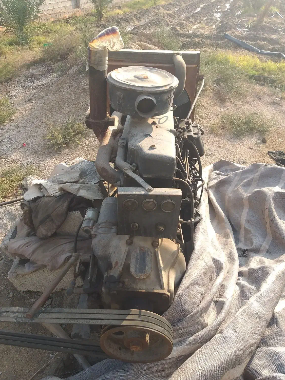 موتور ۹۱۱چهار پیچ آبکشی بشرط|ماشین‌آلات صنعتی|قیروکارزین, |دیوار