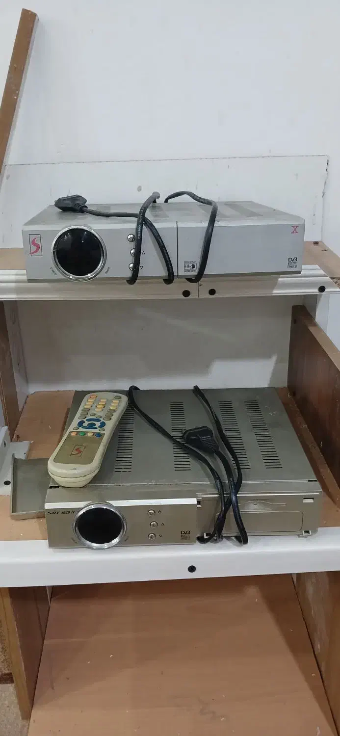 گیرنده دیجیتال|صوتی و تصویری|رشت, حمیدیان|دیوار