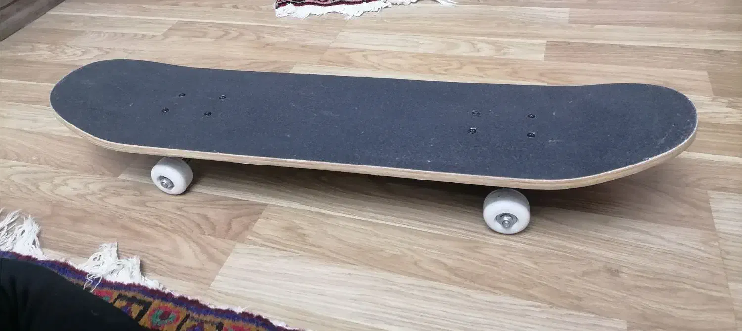 اسکیت برد در حد نو|دوچرخه، اسکیت، اسکوتر|تبریز, |دیوار