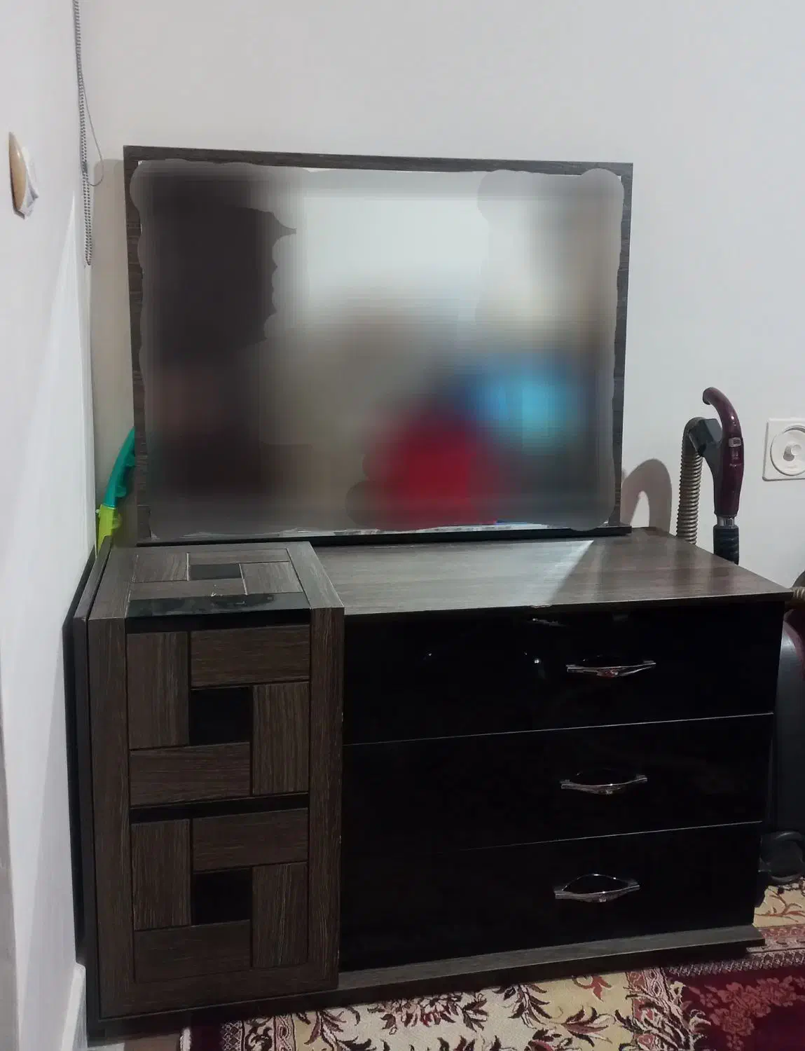 میز آرایش|میز و صندلی غذاخوری|قم, شاه سید علی|دیوار