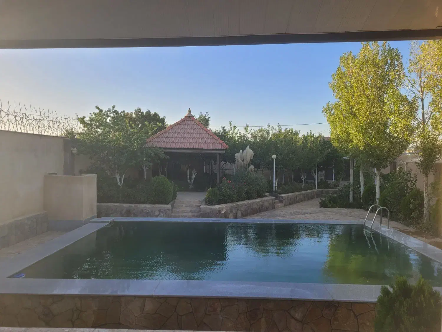 ویلا ۱۰۰۰ متر کاهو|فروش خانه و ویلا|گلمکان, |دیوار