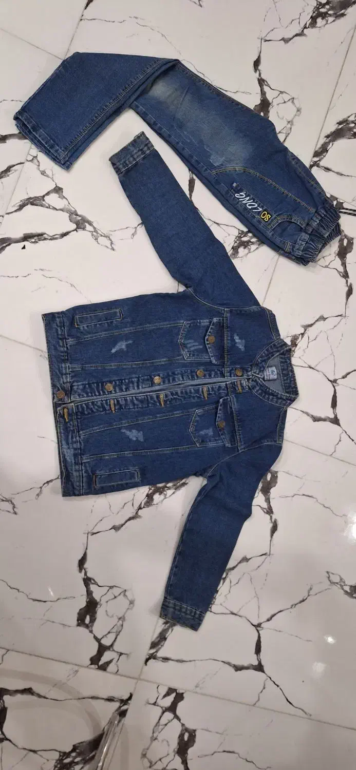 کت وشلوار لی تمیز وسالم|کفش و لباس بچه|رباط‌کریم, الارد|دیوار