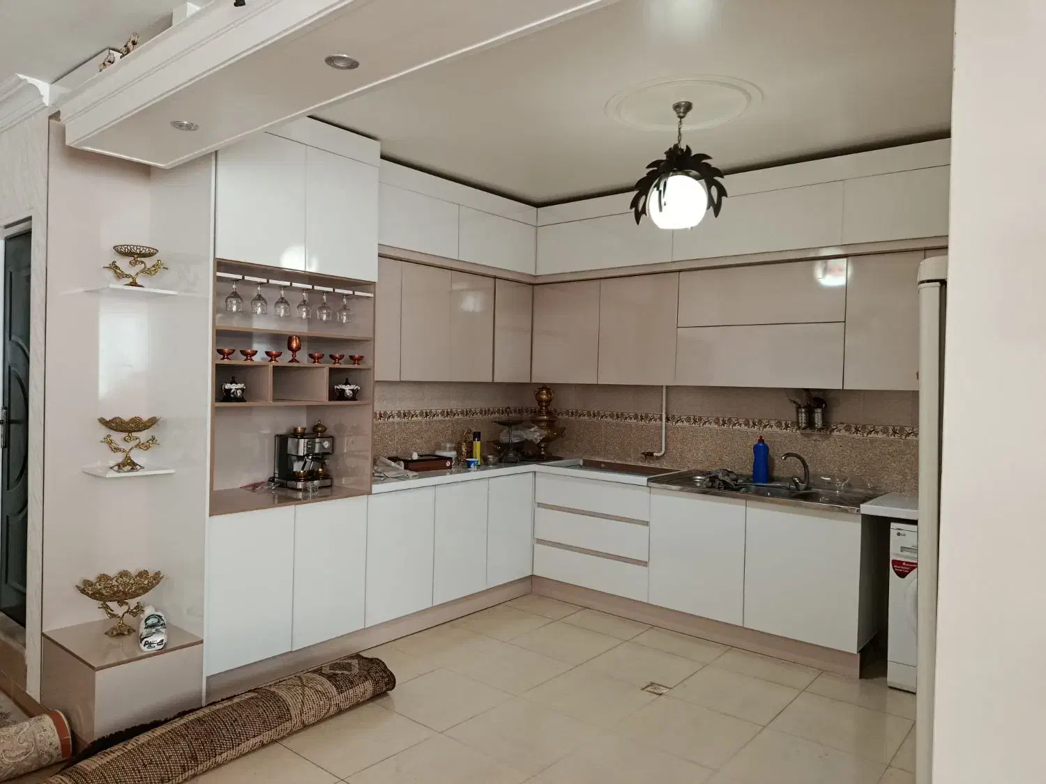 دکوراسیون راش|خدمات پیشه و مهارت|بروجرد, |دیوار