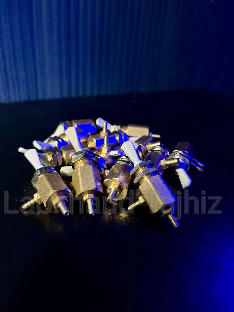 فروش تجهیزات و قطعات دندانپزشکی|پزشکی|اصفهان, آزادگان|دیوار