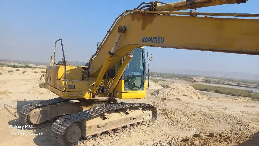 بیل میکانیکی کوماتسو پی سی ۲۰۰خط ۷|ماشینآلات صنعتی|رامشیر, |دیوار