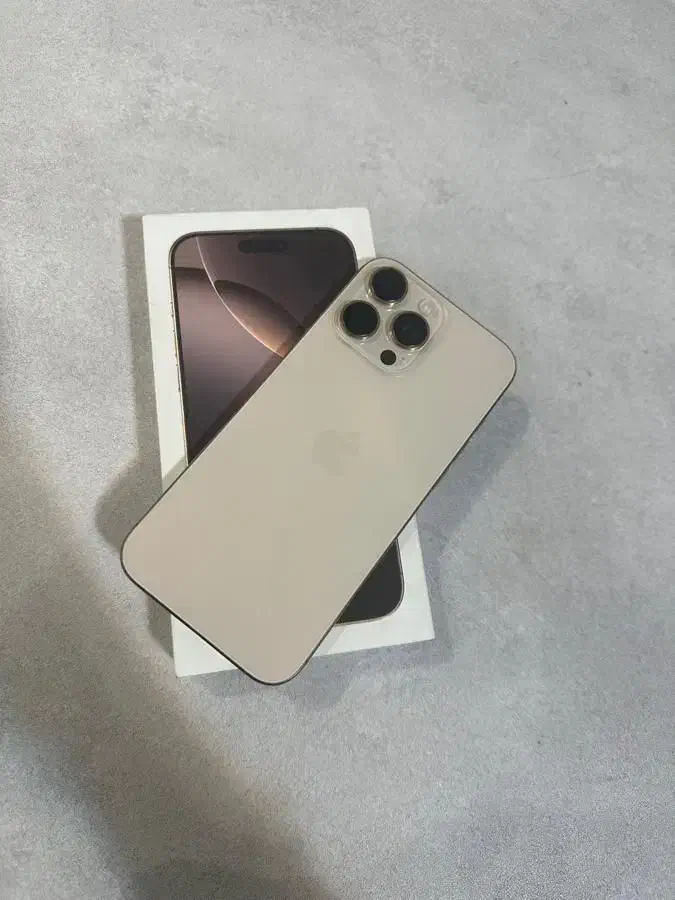 iphone 16 pro max 256GB Zaa|موبایل|ارومیه, |دیوار