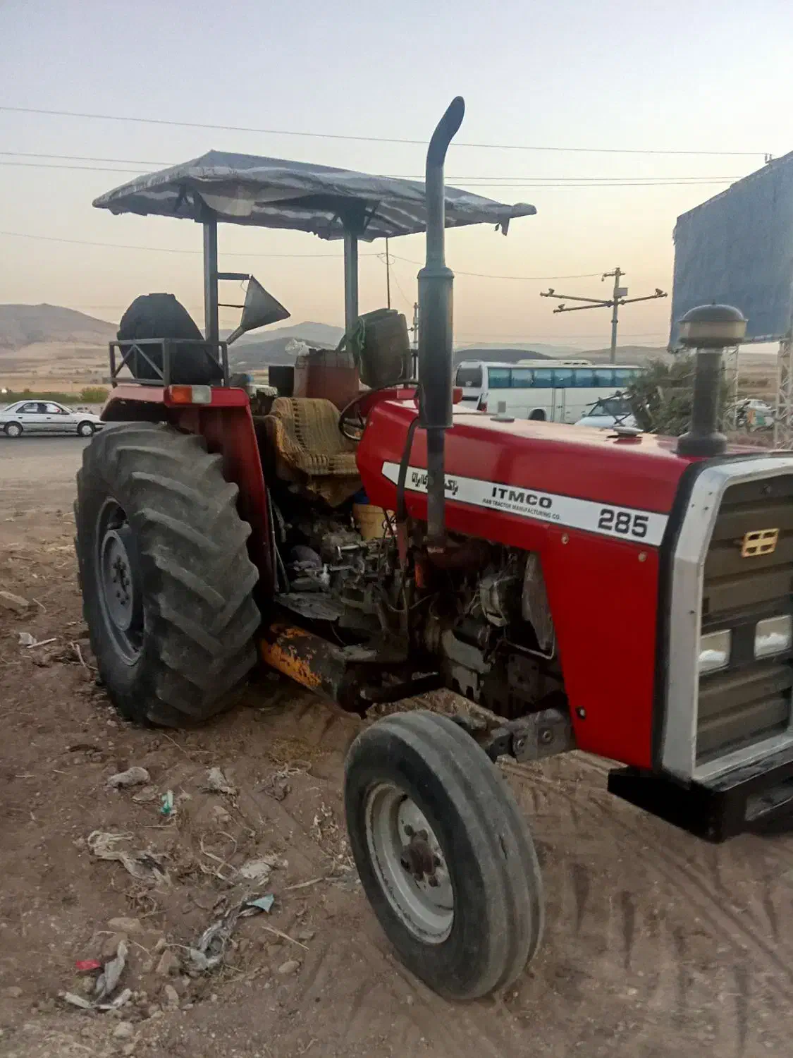 تراکتور همراه با کمپرسور بادی|خودرو سنگین|دیواندره, |دیوار