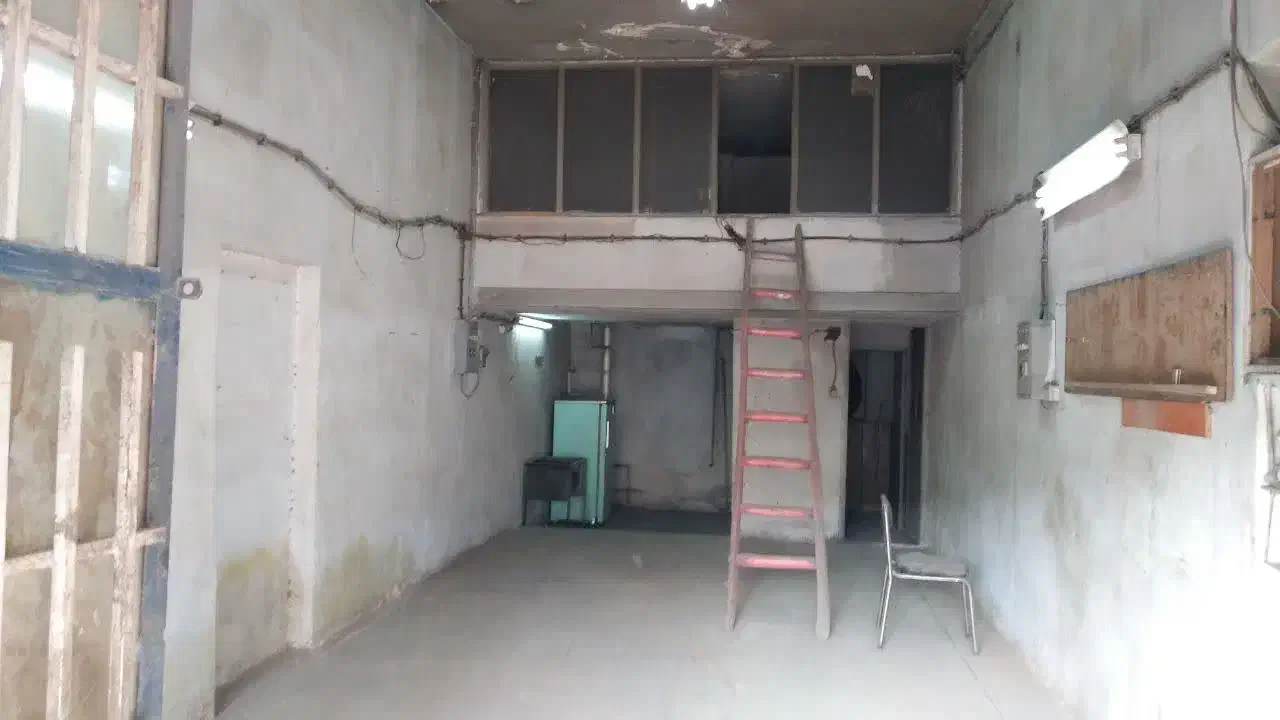 فروش و معاوضه مغازه بر جاده بورس مبل فروشی ها|فروش مغازه و غرفه|جاجرود, |دیوار