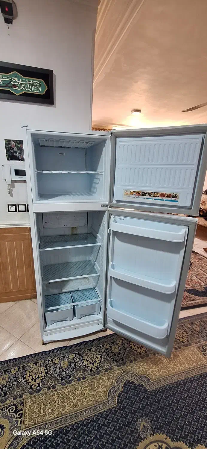 دو عدد فریزر و یک عدد یخچال|یخچال و فریزر|شیراز, شهرک گلها|دیوار
