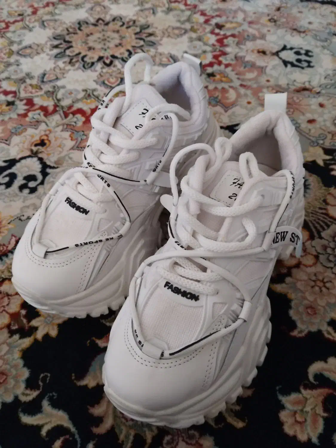 کفش|کیف، کفش، کمربند|بجنورد, |دیوار