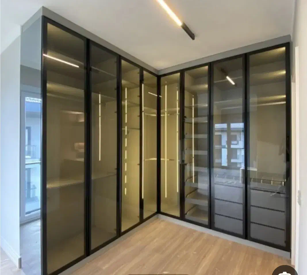 انجام کلیه خدمات چوبی وشیشه های فرم لس|خدمات پیشه و مهارت|سنندج, |دیوار