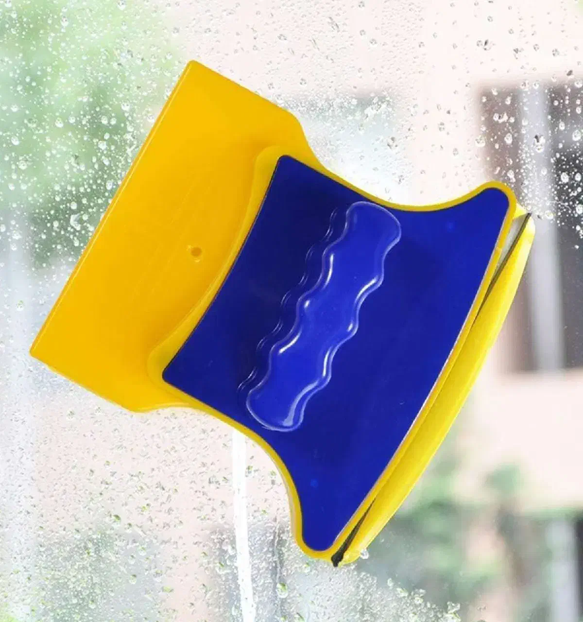 جارو شارژی وو|لوازم نظافت|صدرا-فارس, فاز ۱|دیوار