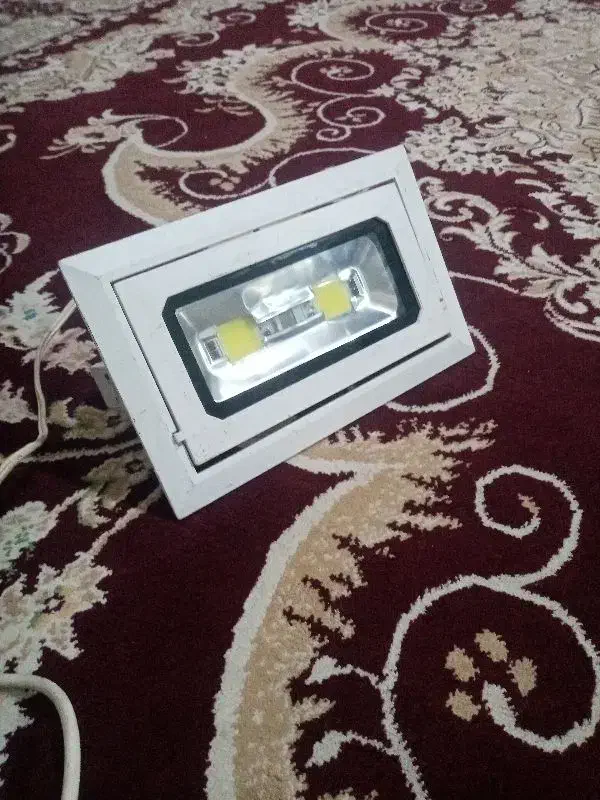 پروژکتور|لامپ و چراغ|کرمانشاه, |دیوار