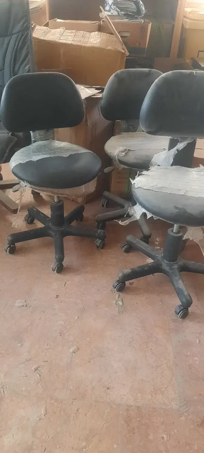 صندلی ازمایشگاهی نیلپر|صندلی و نیمکت|کیش, |دیوار