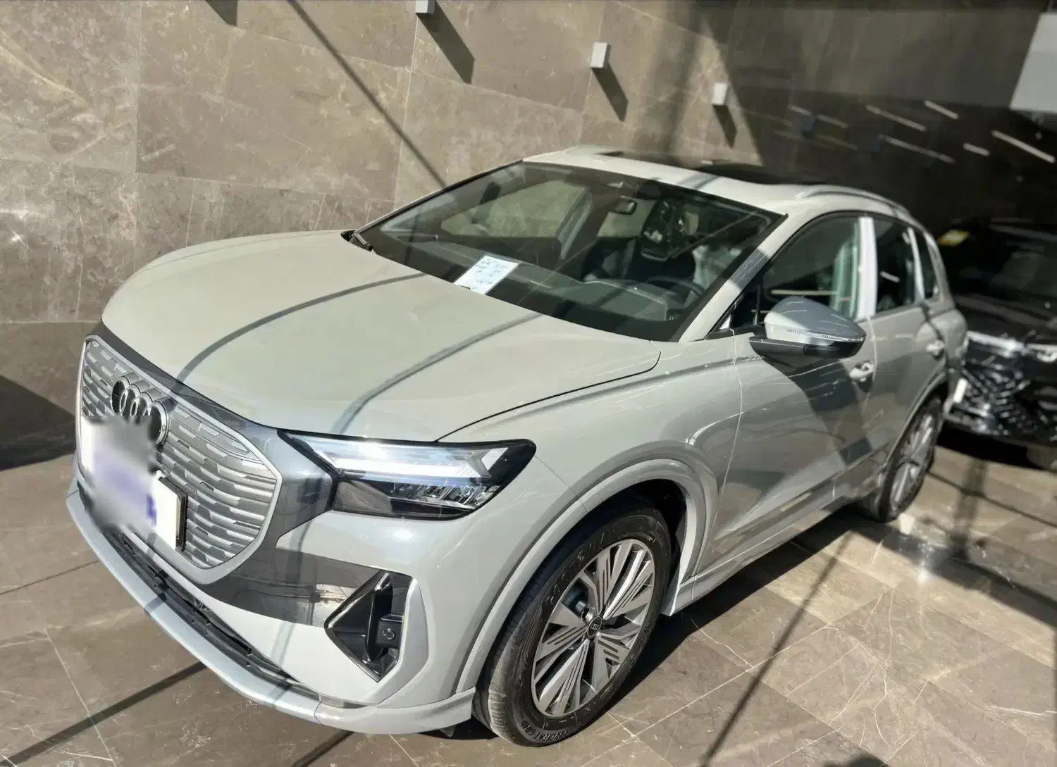 حواله آئودی، Q4 e-tron|خودرو سواری و وانت|پردیس, فاز ۲|دیوار