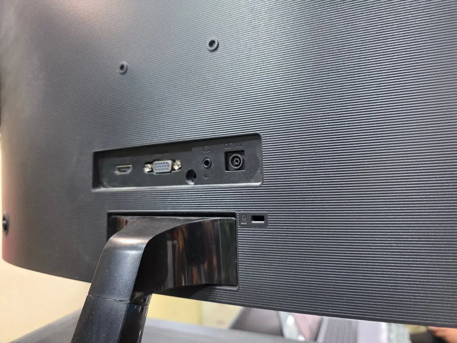 مانیتور سامسونگ CF390 خمیده|قطعات و لوازم جانبی رایانه|ورامین, ورامین|دیوار