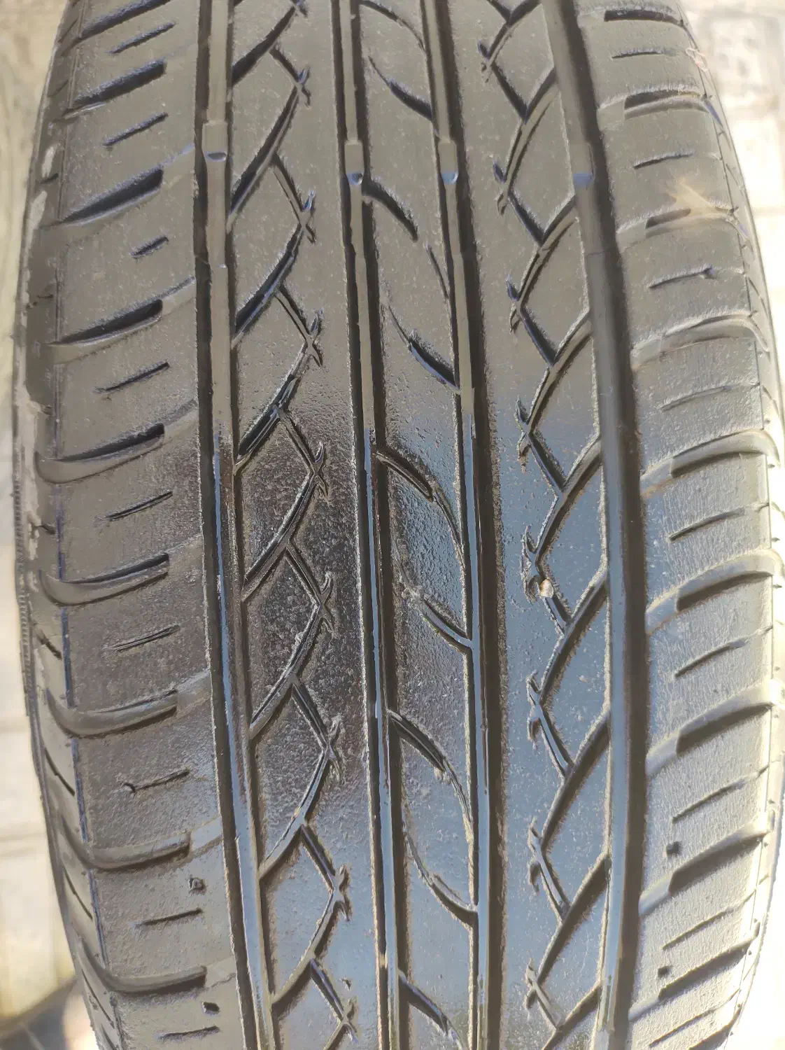 چهار حلقه لاستیک بارز 185/65/15|قطعات یدکی و لوازم جانبی|شهرضا, |دیوار