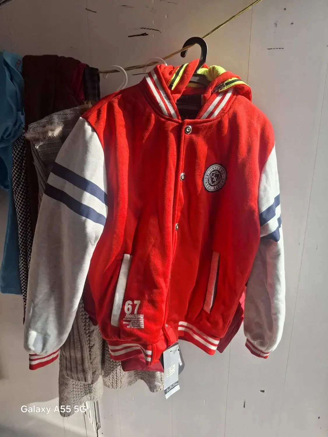 کابشن بیسبالی|لباس|سرپل ذهاب, |دیوار