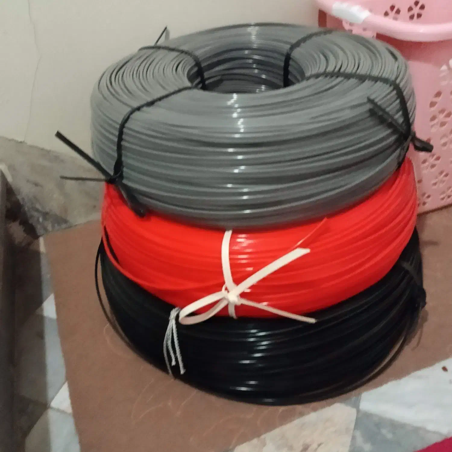 زیگزال قیچی عمودبر مغزی|چرخ خیاطی و ریسندگی|اراک, |دیوار