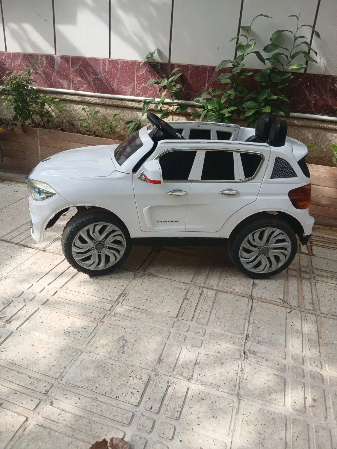 ماشین شارژی BMW|اسباب‌‌بازی|شیراز, شهرک آرین|دیوار