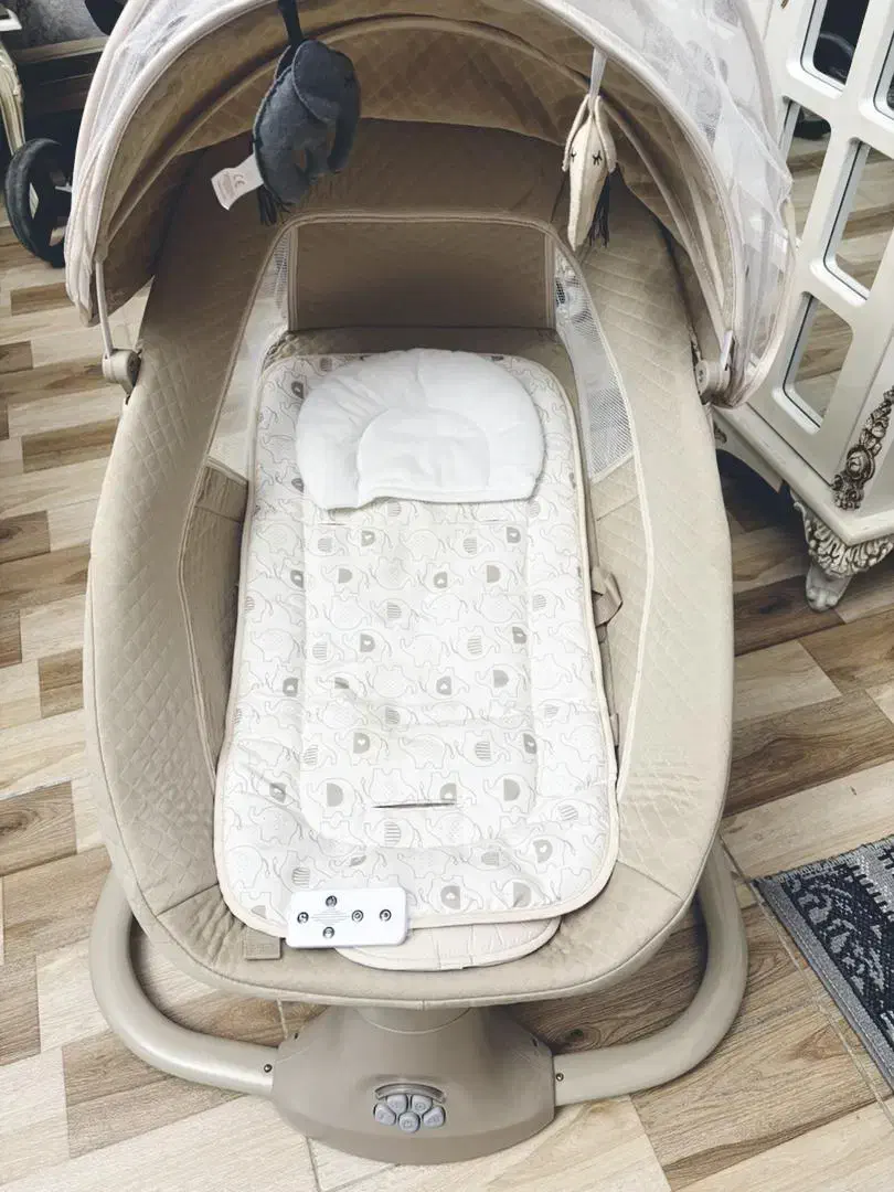 ننو گهواره برقی ماستلا/تاب برقی|تخت و صندلی بچه|ورامین, ورامین|دیوار