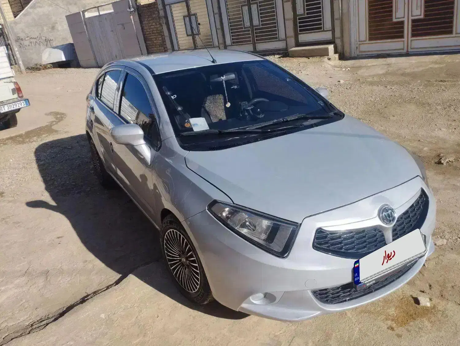 برلیانس 220نقره ای|خودرو سواری و وانت|خرمآباد, |دیوار