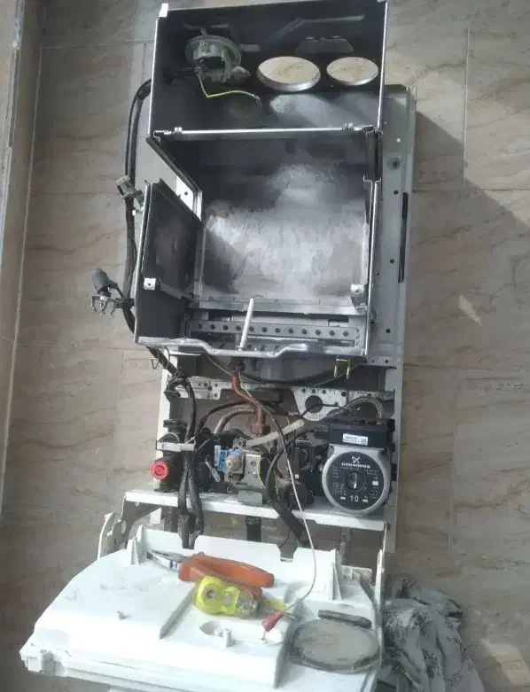 تعمیر نصب سرویس پکیج پکیچ|خدمات پیشه و مهارت|سنندج, |دیوار