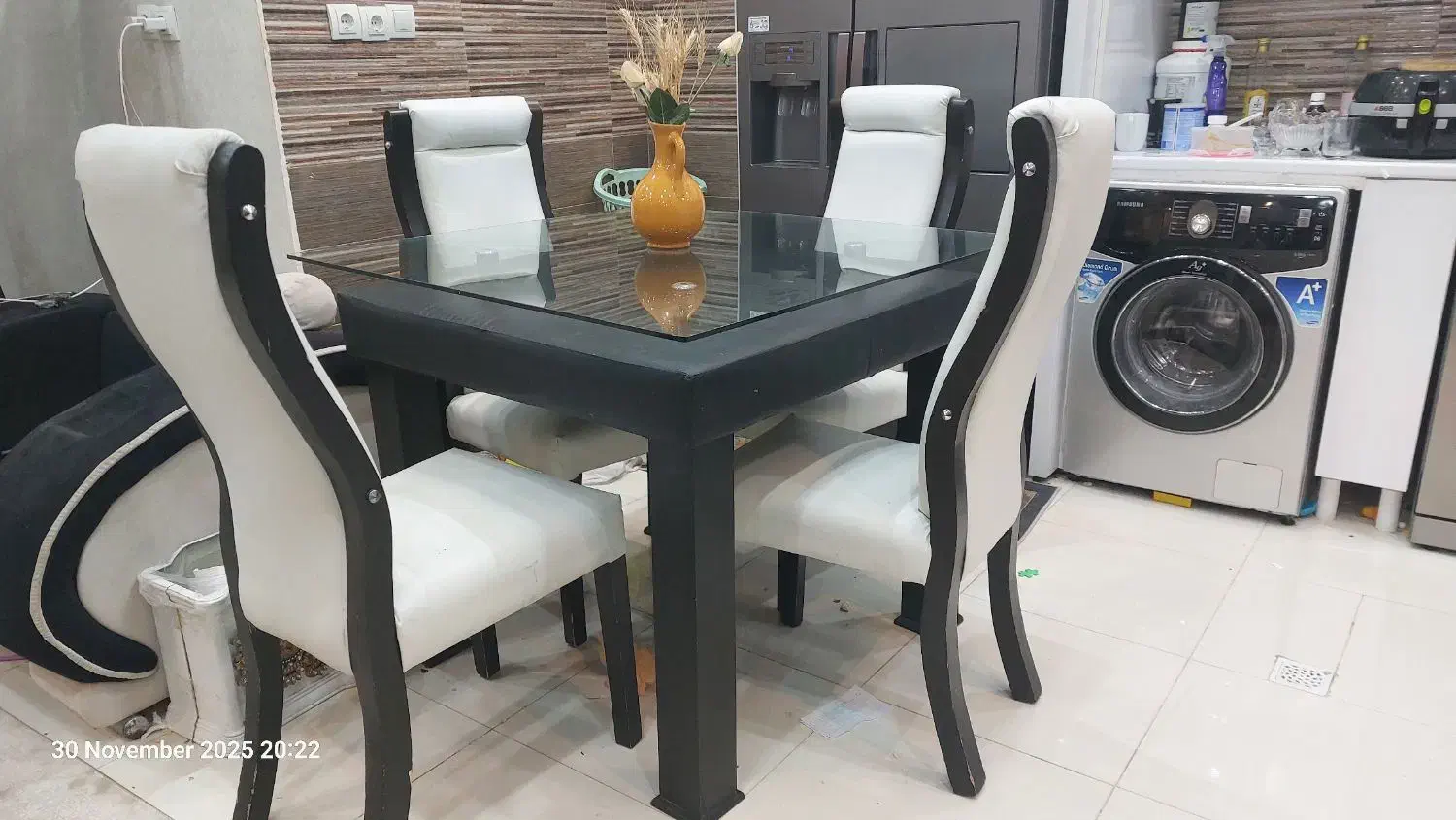 میزنهارخوری ۴نفره|میز و صندلی غذاخوری|بوشهر, |دیوار