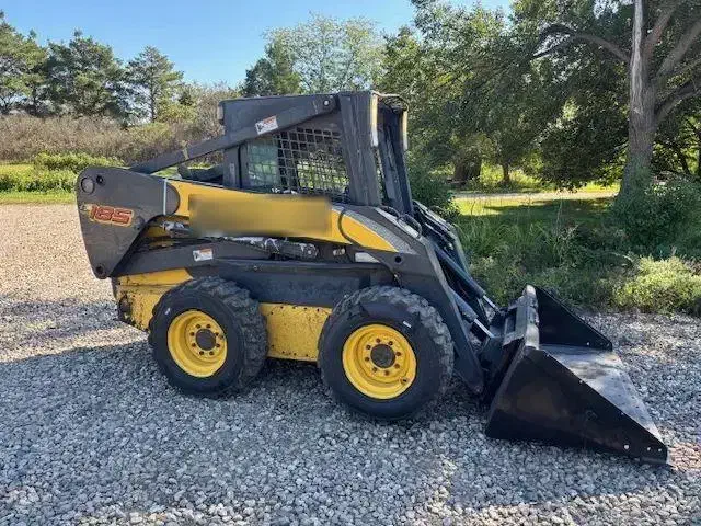 خریدوفروش انواع مینی لودر بابکت مینی لودر|خودرو سنگین|تهران, شهرک نفت|دیوار