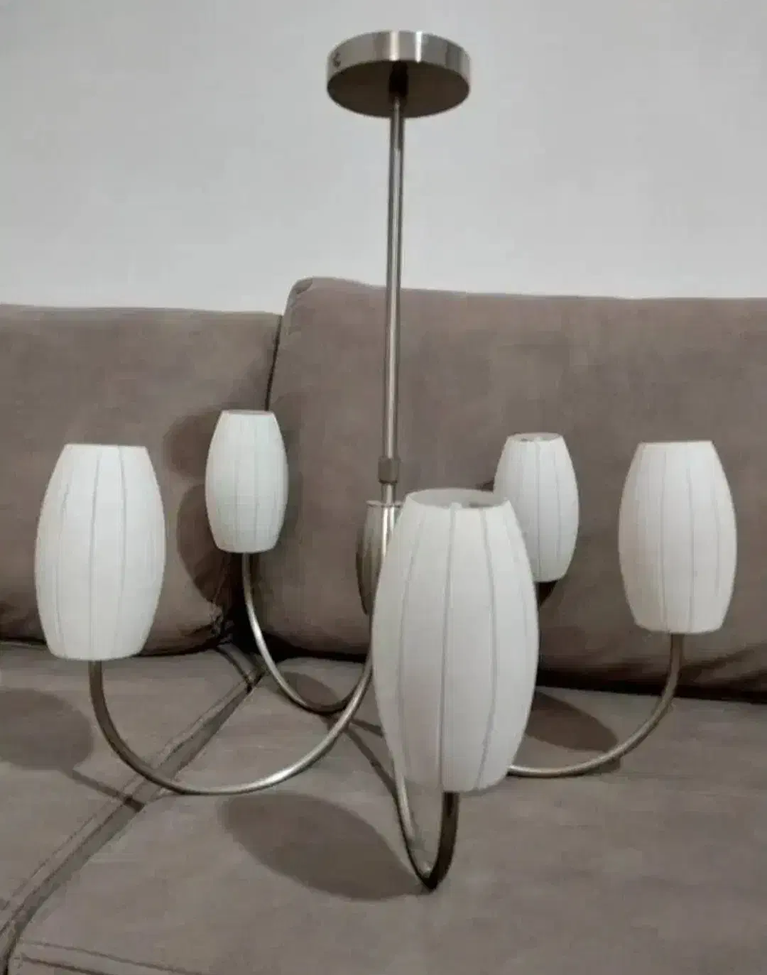 لوستر ۵ شاخه|لوستر و چراغ آویز|قدس, شهر‌قدس|دیوار