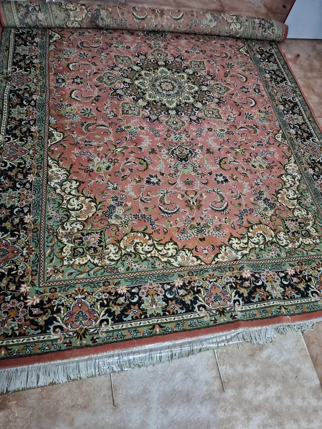 فرش ماشینی کارکرده|فرش|خوی, |دیوار