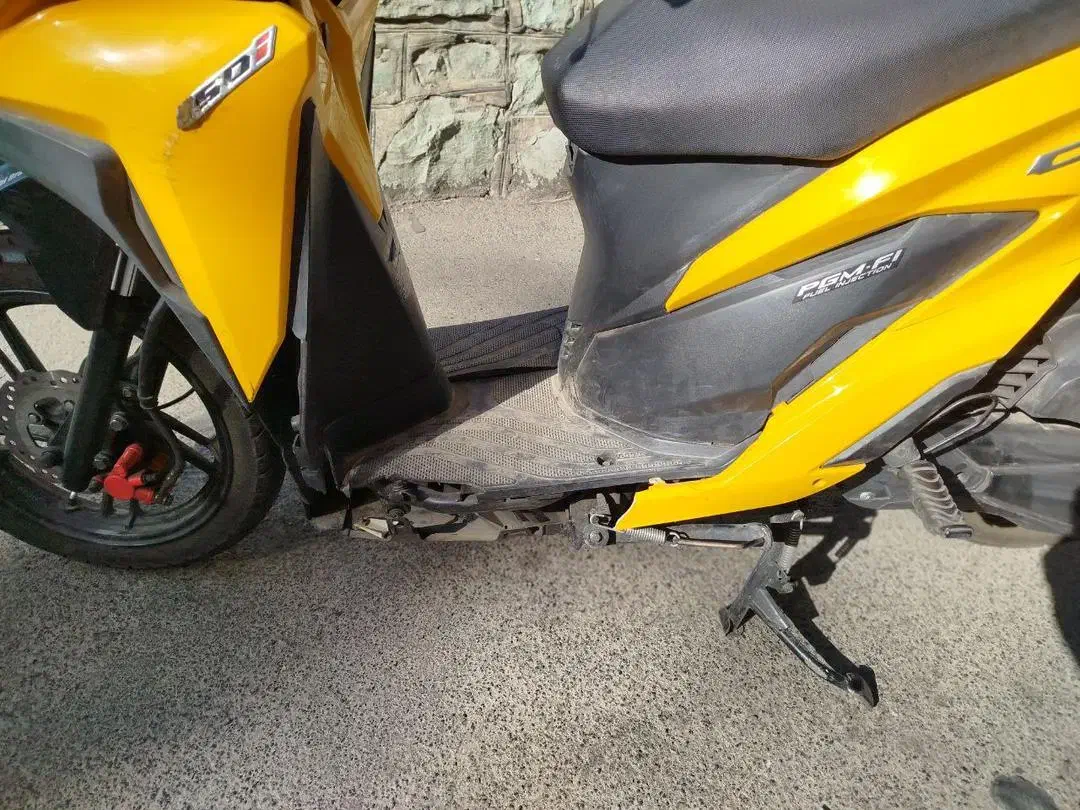 موتور طرح کیلیک کبیر 1402|موتورسیکلت|تهران, سعادت‌آباد|دیوار