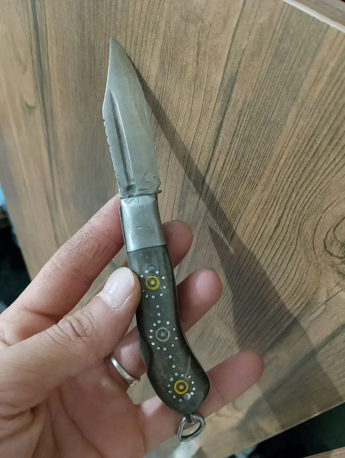 چاقوی بابا قدیمی|کلکسیون اشیاء عتیقه|ملکان, |دیوار