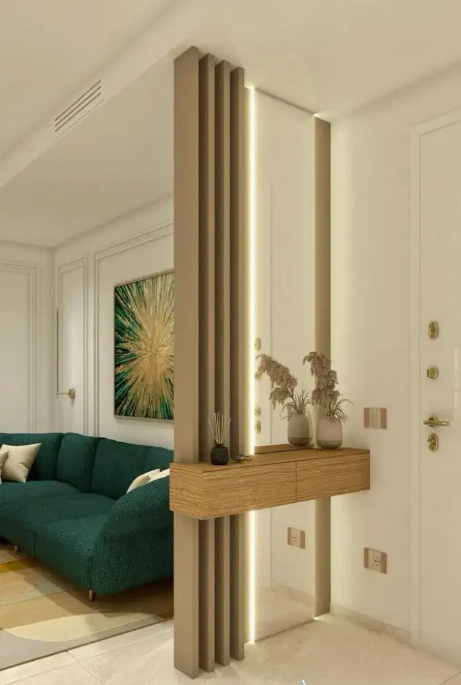 آینه|آینه|ری, سیزده آبان|دیوار