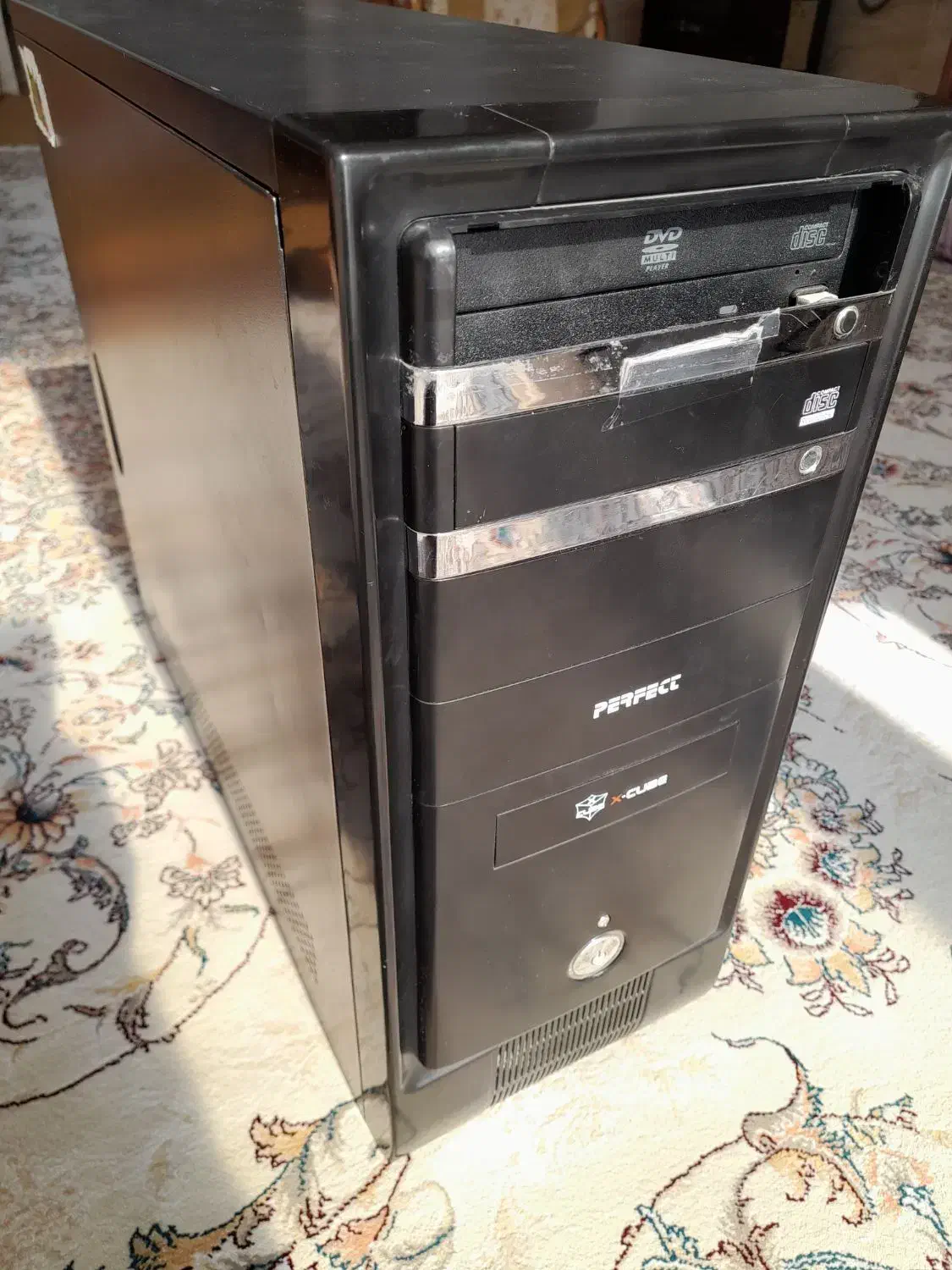 کیس و میز کامپیوتر|رایانه رومیزی|دهاقان, |دیوار