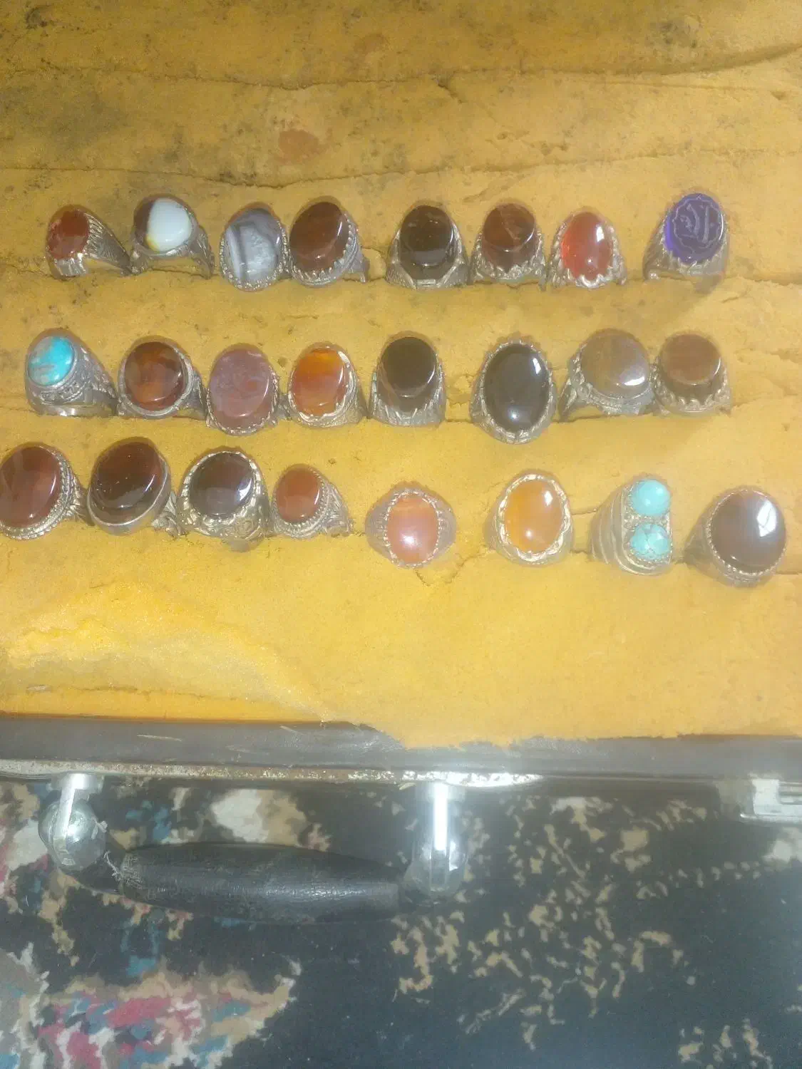 انگشترهارویکجا۹میلیون میدم|جواهرات|گنبد کاووس, |دیوار