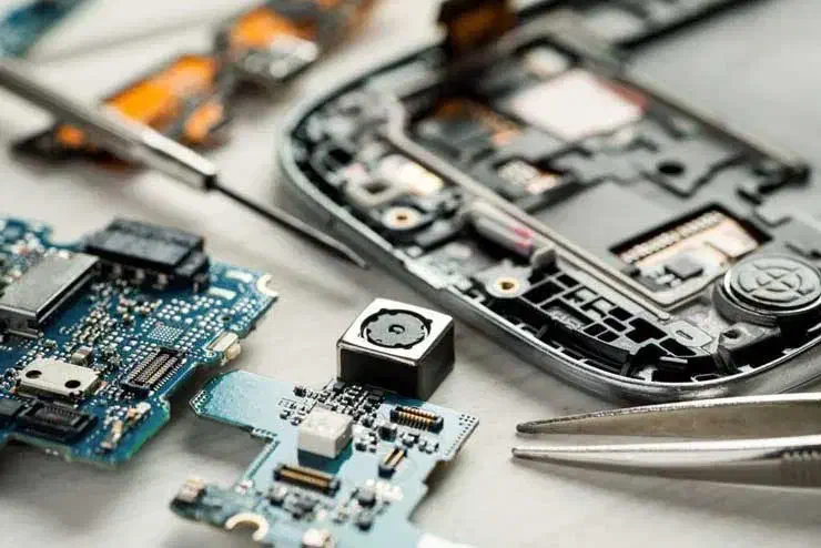 تعمیرات تخصصی انواع گوشی موبایل با قطعات اصلی|خدمات رایانه‌ای و موبایل|تهران, شیخ هادی|دیوار