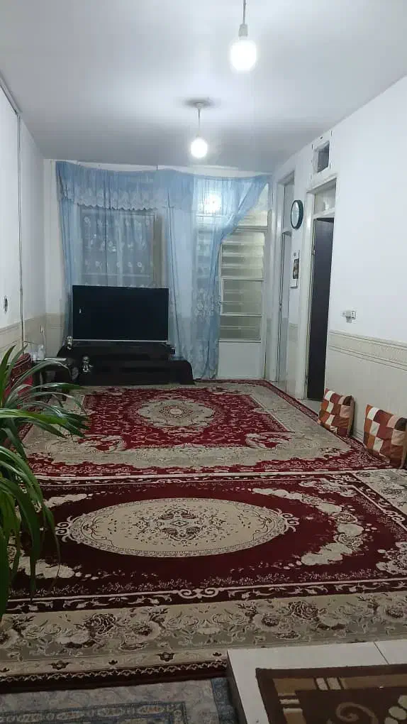 منزل دو خواب دربست|اجارهٔ خانه و ویلا|شیراز, شهرک کوشکک|دیوار