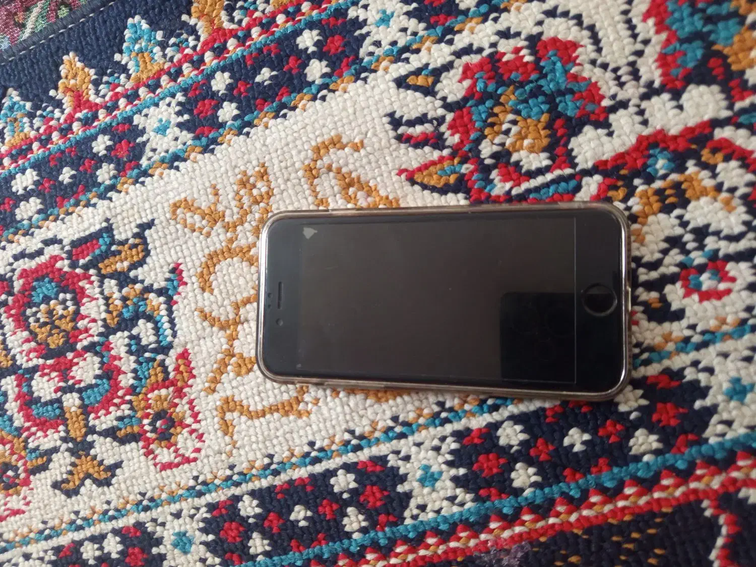 گوشی ایفون هفت 128حافظه اثر انگشت|موبایل|کهنوج, |دیوار