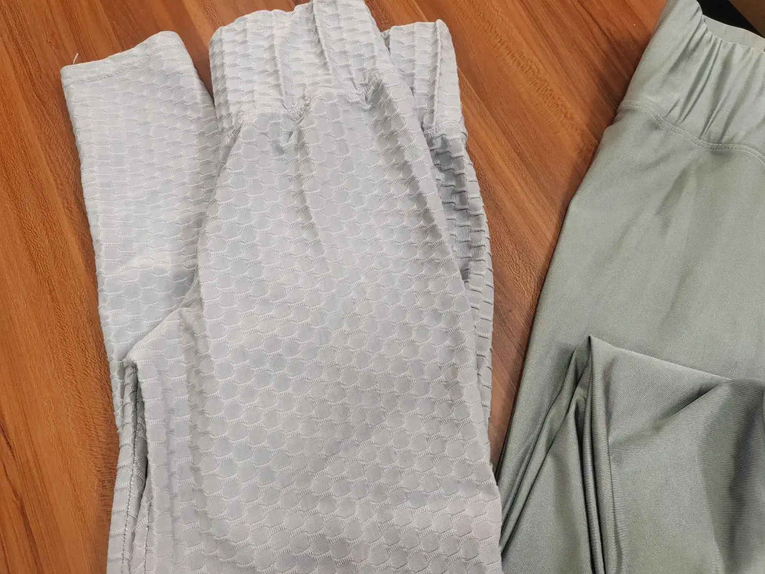 دو عدد لگ سلولیت و براق|لباس|نجفآباد, هفده شهریور|دیوار